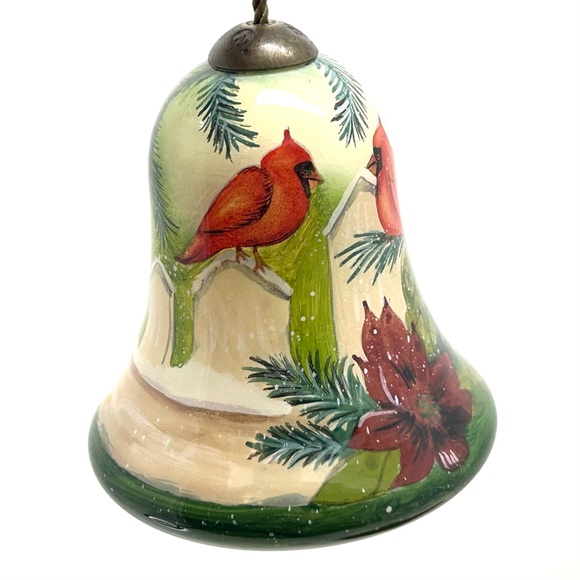 Ne’Qwa Art Cardinals Bell Blown Glass Ornament - Picture 10 of 15